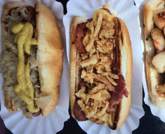 Hot dogs with toppings