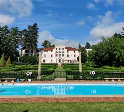 Geneva on the Lake pool and historic inn